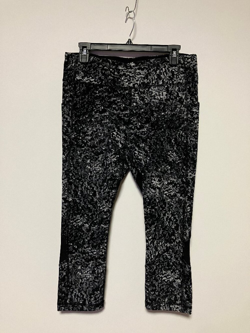 Lululemon Pace Rival Crop 22" Leggings Achromatize Ice Grey Black Mesh Pocket 10